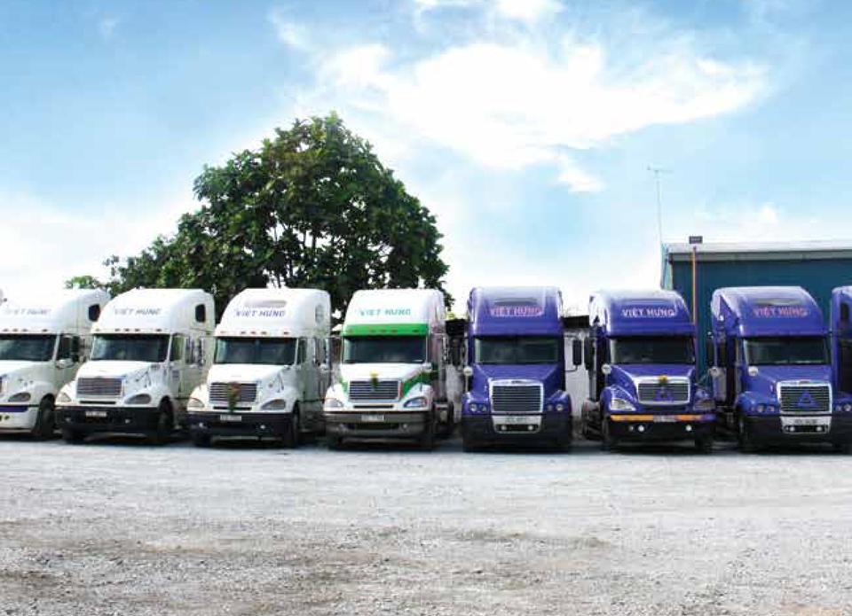 Xe container tại bãi